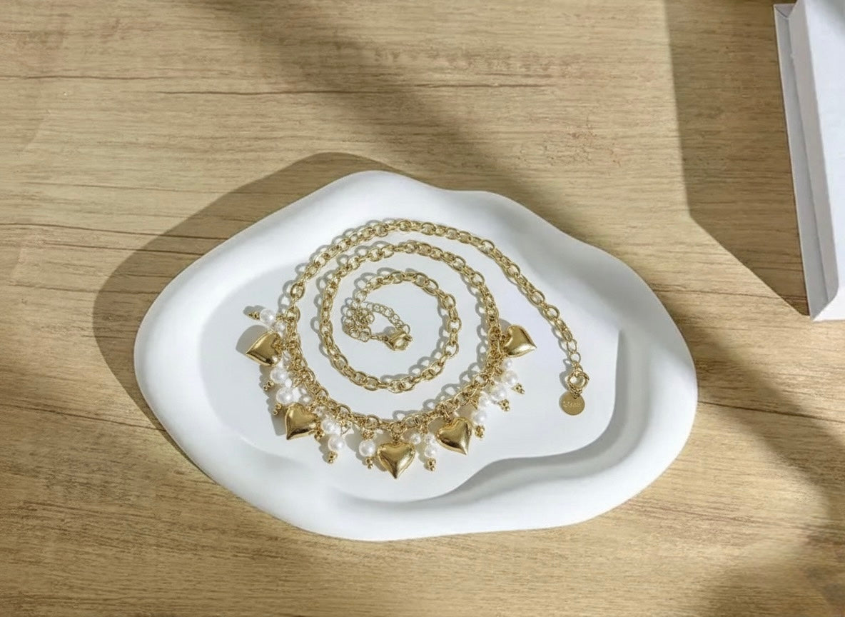 Collana sonaglio con cuori e perle in acciaio inox 316l