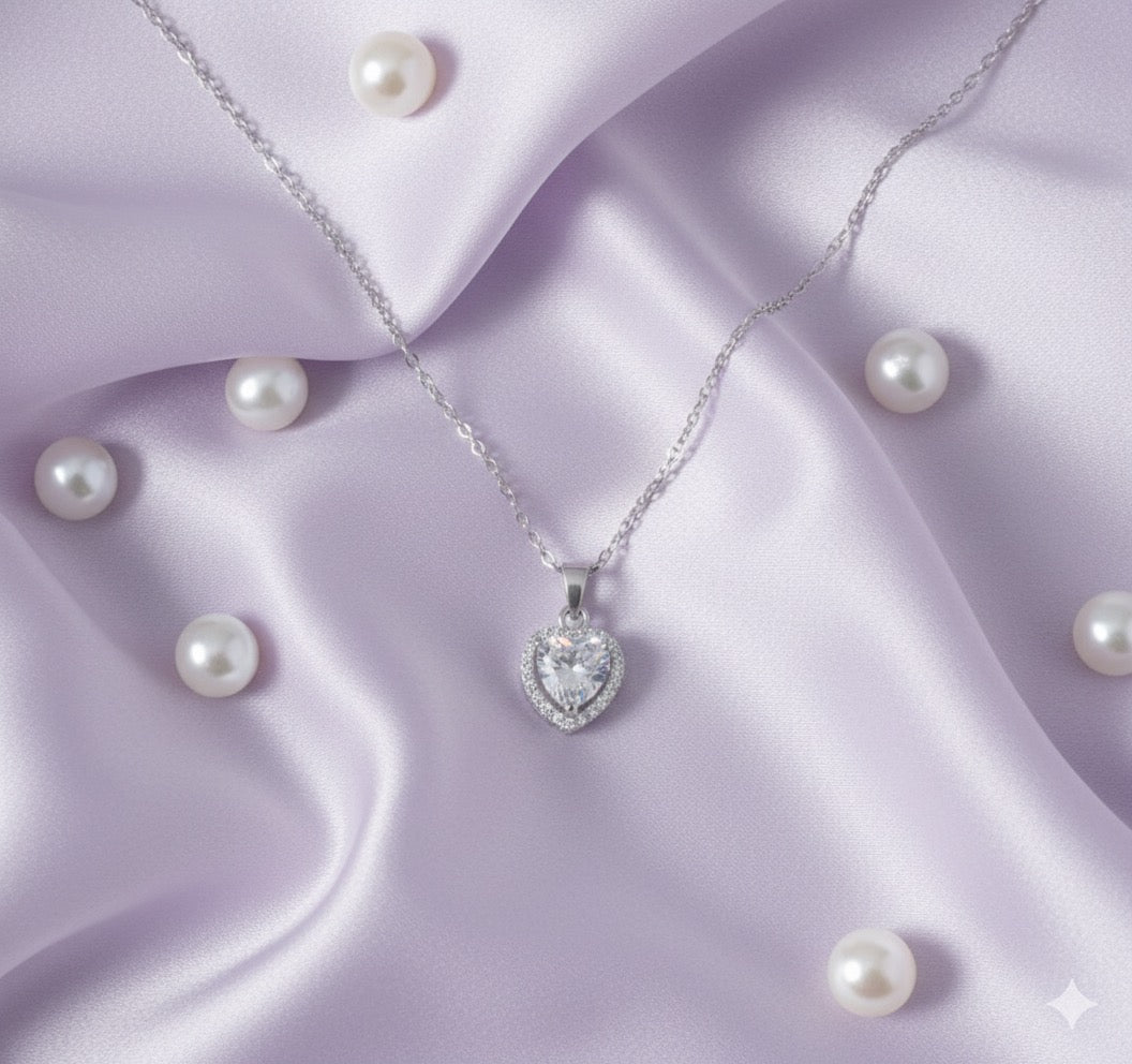 Collana con cuore luminoso