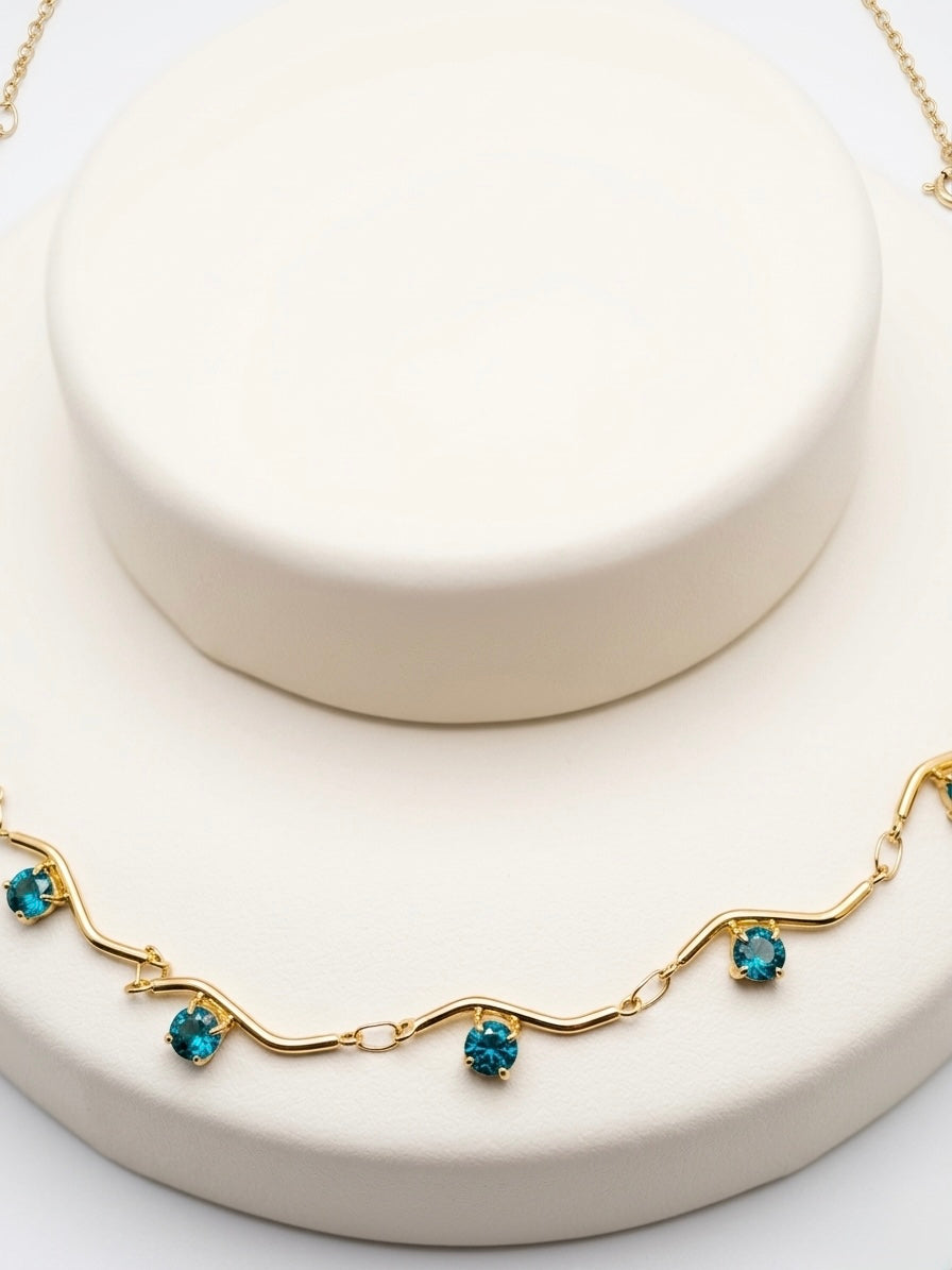 Collana white Pulse